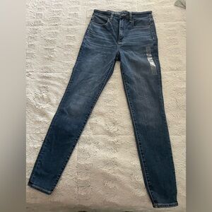 American Eagle Highest Rise Jeggings - regular 28W - 6